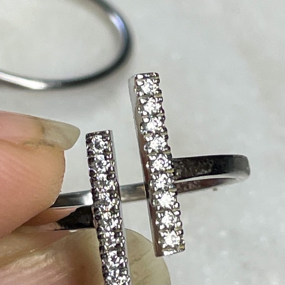 Open Double Bar Ring - Picture 5 of 10